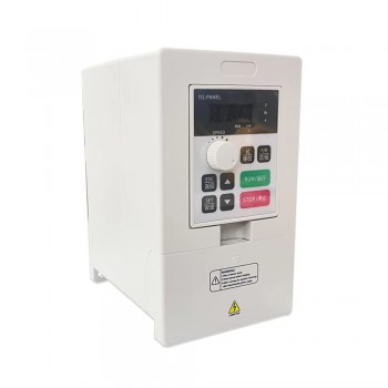 2,2kW 110V/220V/380V Kit moteur de broche refroidi par eau OSP001699 avec variateur de fréquence (VFD) et 13 pièces pinces ER20 et support